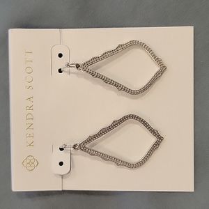 Kendra Scott Sophia Drop Earrings in Silver